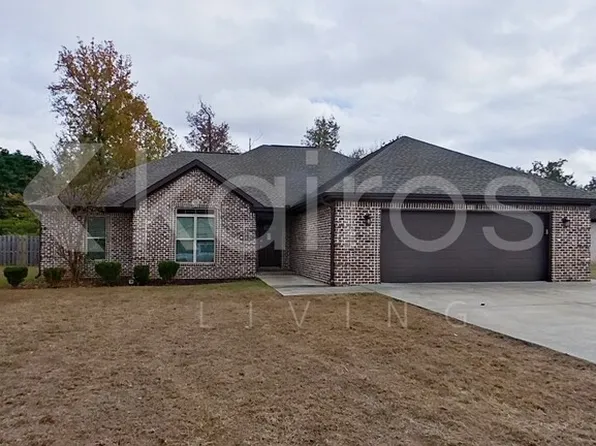 901 Division St, Muscle Shoals, AL 35661