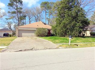 17042 Gleneagle Dr S, Conroe, TX 77385