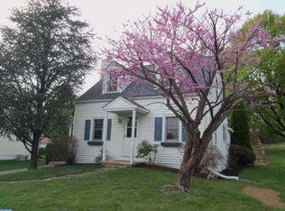 67 E 2nd Ave, Parkesburg, PA 19365