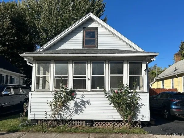 41 Klueh St, Rochester, NY 14611