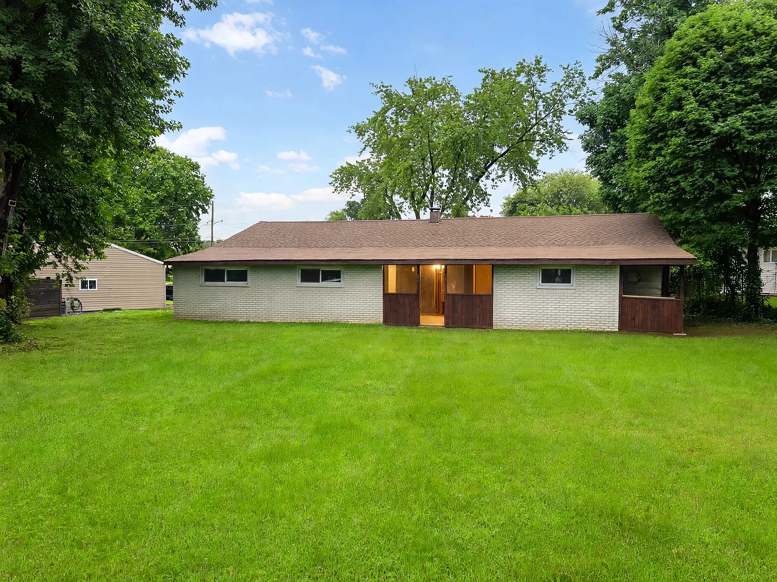 6 Longview Dr — Photo 2