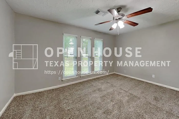 3302 Long Shadows St — Photo 16
