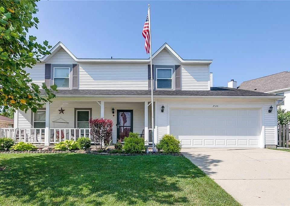 1st image of 2524 Saint Andrews Dr