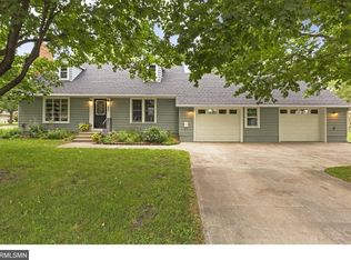 300 Park St E, Belle Plaine, MN 56011