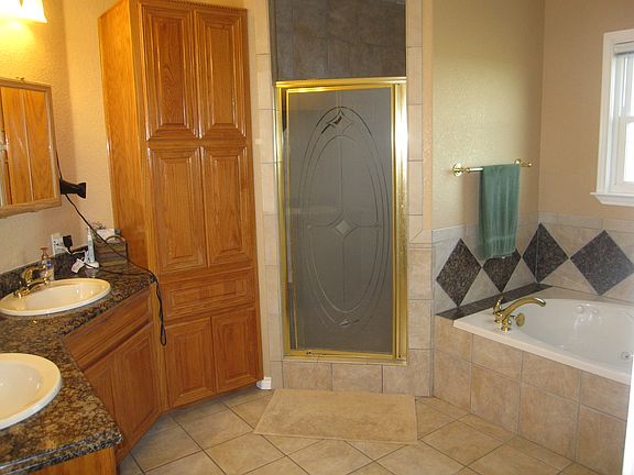 5th image of 3880 County Road 302