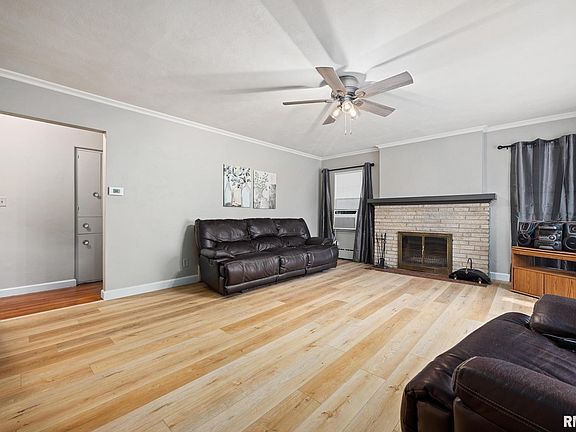 5th image of 1805 W Gilbert Ave