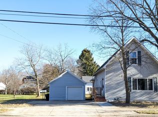 207 N Newcomb St, Whitewater, WI 53190