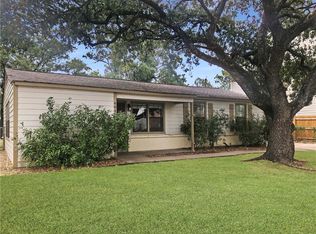 404 Live Oak St, College Station, TX 77840
