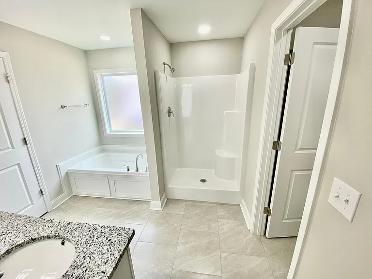 3686 Saddleridge Dr — Photo 12