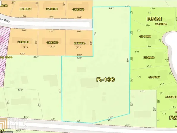 5530 Boggs Dr, Stone Mountain, GA 30087