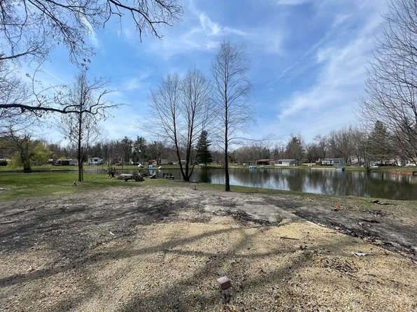 5-463 Woodhaven Lakes, Sublette, IL 61367