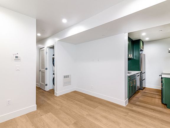 5th image of 969 Bush St #4