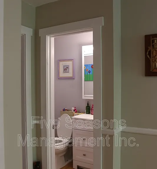 70 Pleasant Ave — Photo 10