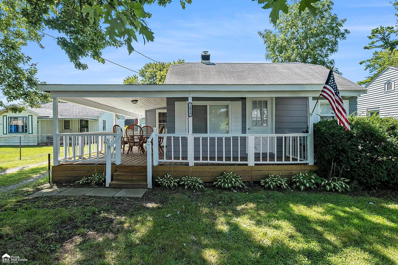 1029 W Boatfield Ave photo 1