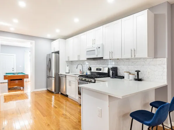 107 Utica Avenue image 8 of 34