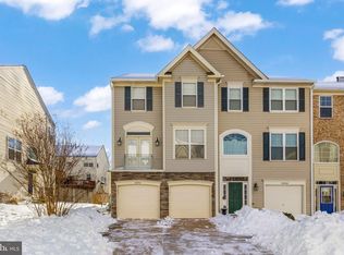42967 Astell St, Chantilly, VA 20152