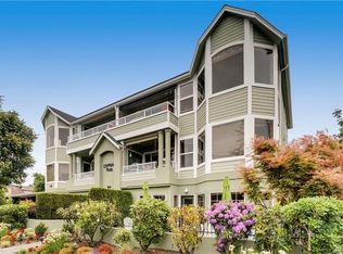 239 4th Ave S APT 102, Edmonds, WA 98020