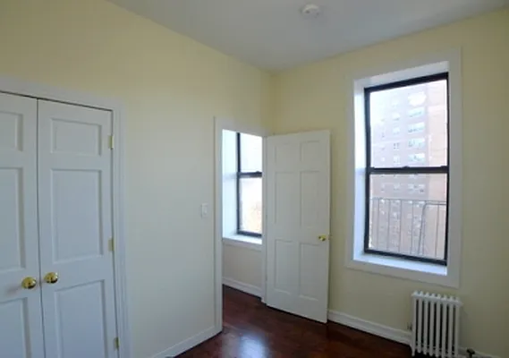 Rented by EK Realty | media 26