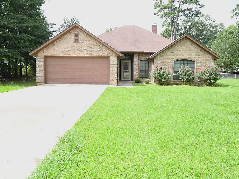 5999 Walnut Hill Dr — Photo 1