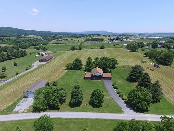 2nd image of 154 Cross Dr