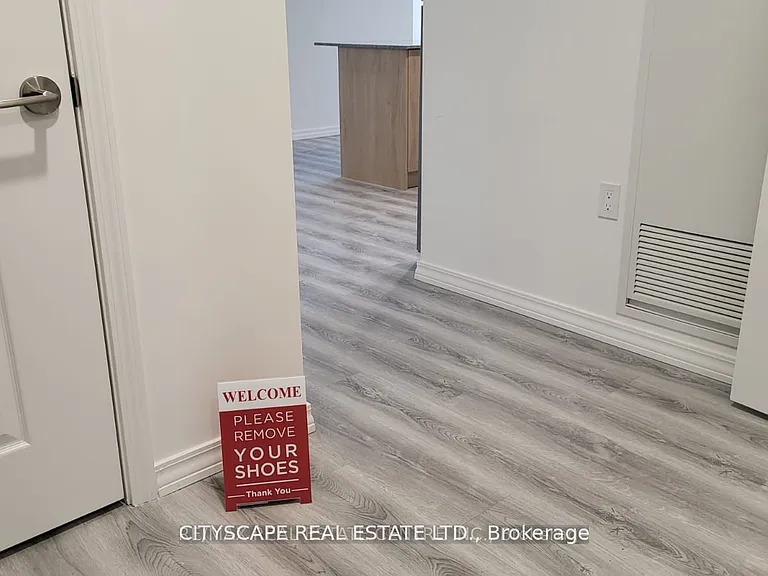 1098 Paisley Rd #411A — Photo 9