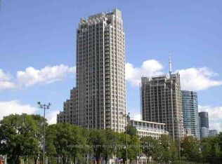 628 Fleet St #734, Toronto, ON M5V 1A8