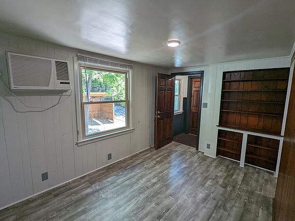 4th image of 70 New St #10770304