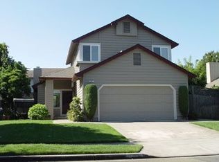 2012 Shelbourne Way, Santa Rosa, CA 95403