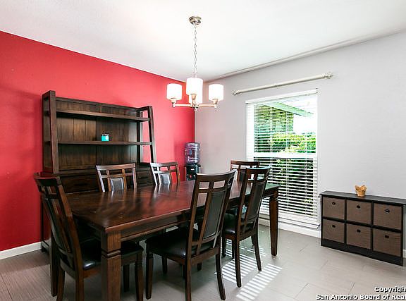 4th image of 1034 Ferdinand Dr