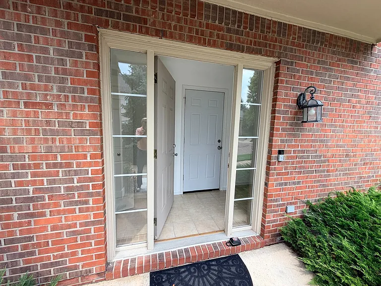 26201 Chesapeake Cir — Photo 16