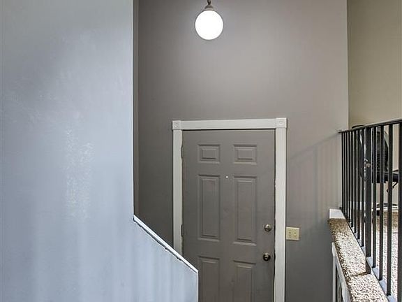 3rd image of 7607 Teal St