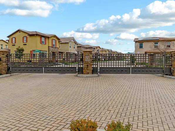 Huddlestone, Roseville, CA 95661