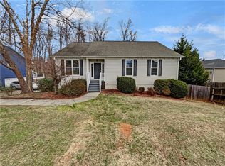 5402 Dobson Rd, Greensboro, NC 27410