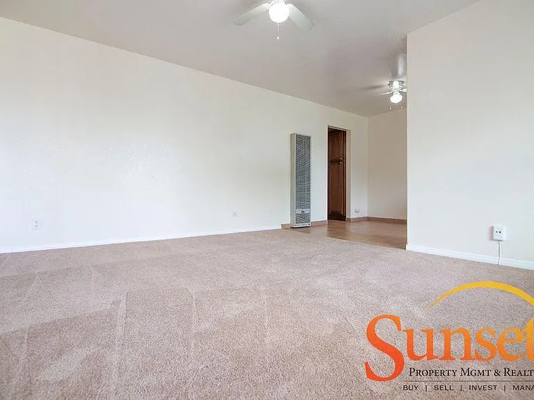 4519 Campus Ave #6 — Photo 2
