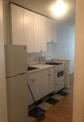 Rented by Tompkins Square Realty | media 27