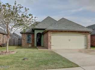 108 Cedar Mound Ln, Youngsville, LA 70592