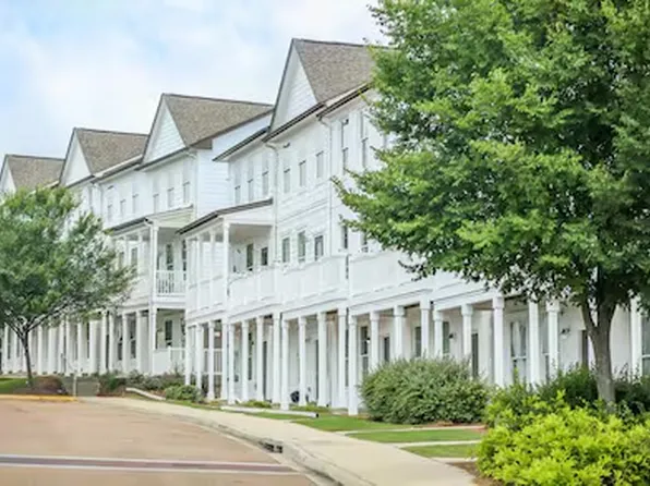 228 Town Center Dr, Oxford, MS 38655