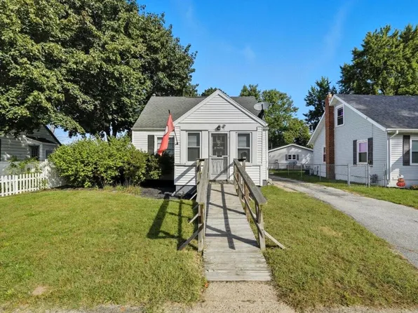 107 Sherwood St, Dowagiac, MI 49047