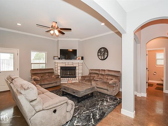 5th image of 2417 Homestead Pl