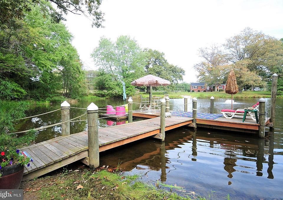 1st image of 8830 Lake Hill Dr