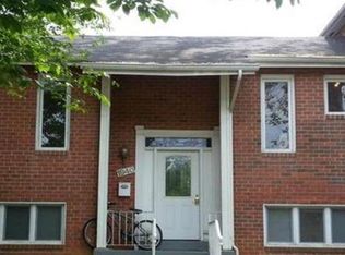 1940 Dundee Rd, Rockville, MD 20850