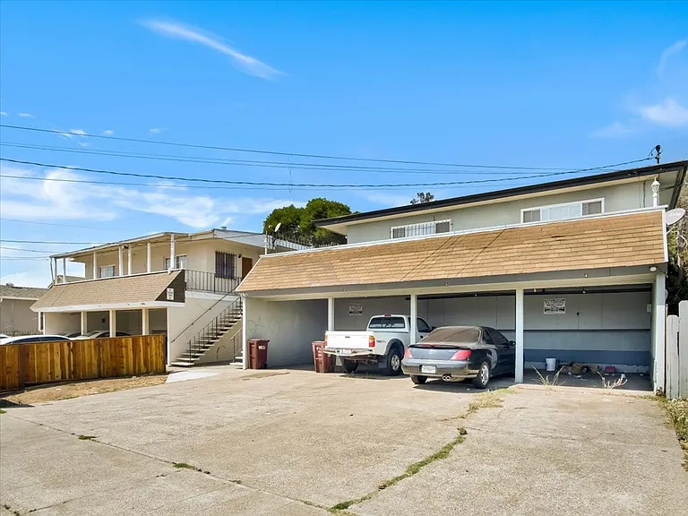 2901 Octavia St. — Photo 19
