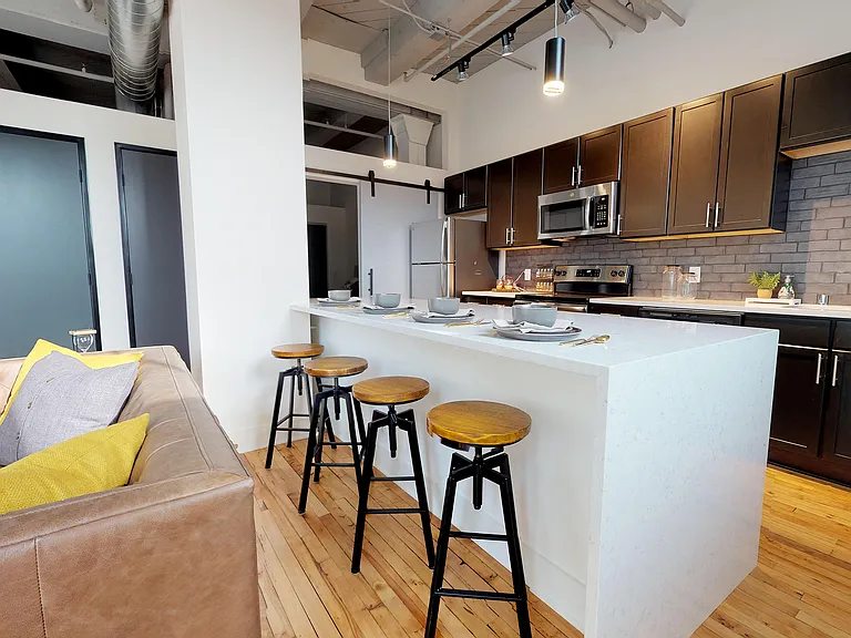 Maxwell Lofts — Photo 4