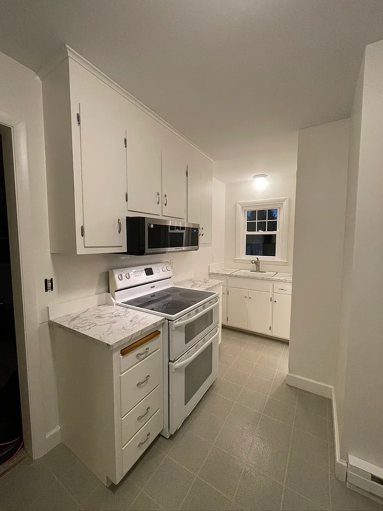 1 bed, $1,200 — Photo 1
