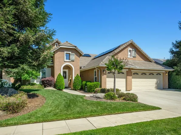 2691 Stuart Ave, Clovis, CA 93611