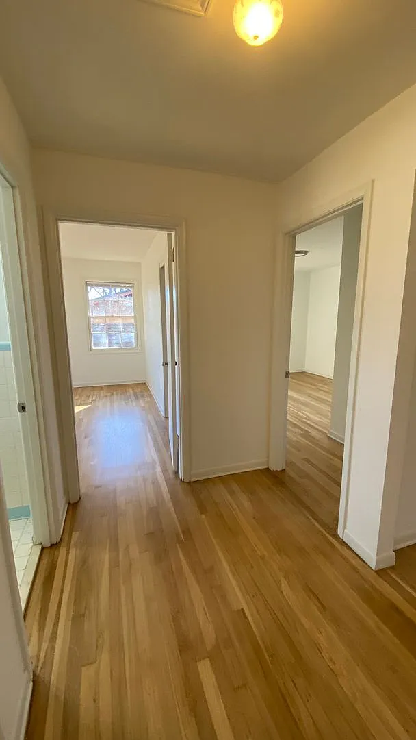 Spacious 4 Bedroom Home — Photo 4