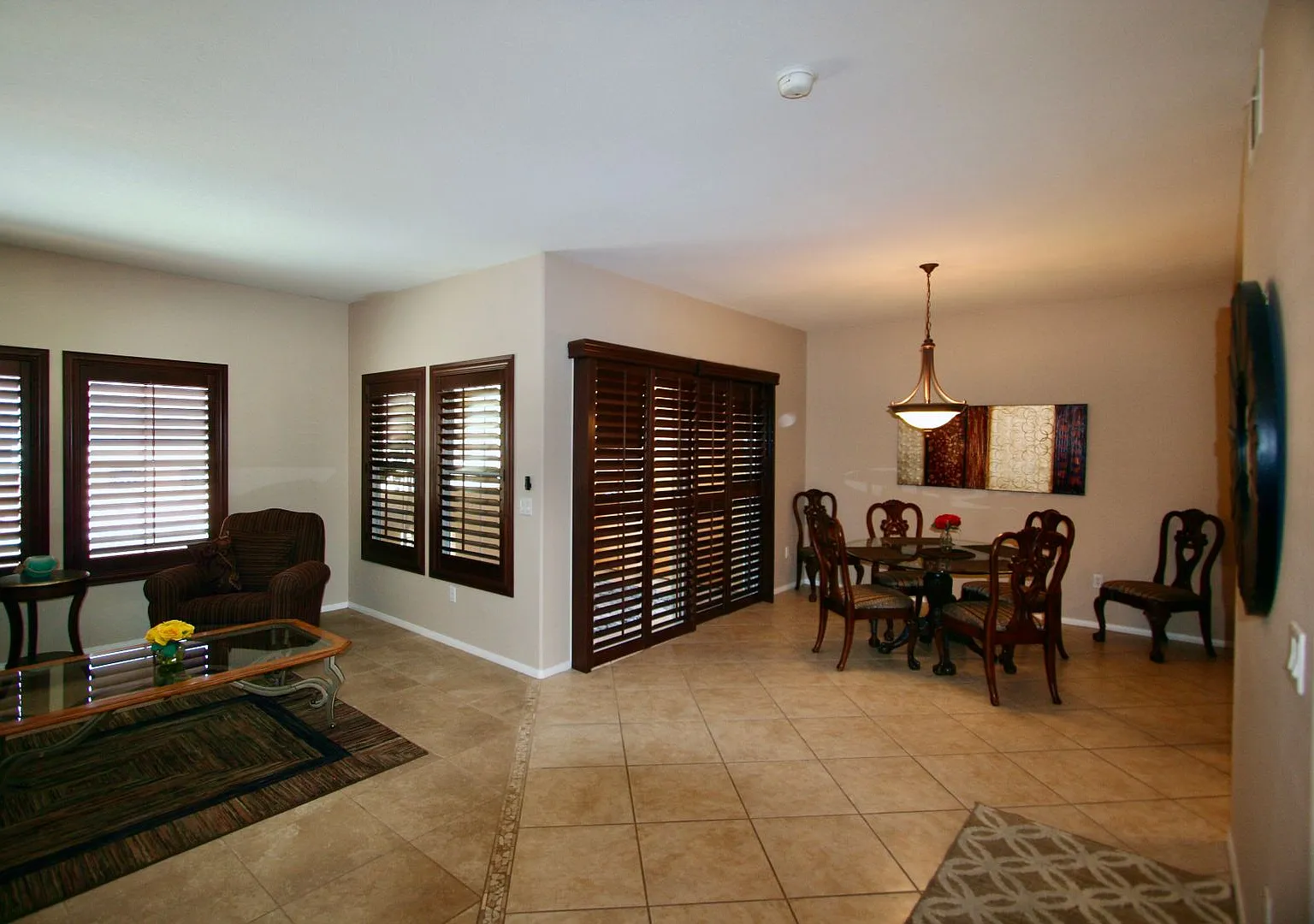 2 bed, 2 bath, 1 car condo — Photo 4
