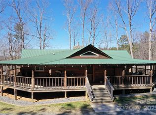 898 Burnt Gin Rd, Gaffney, SC 29340