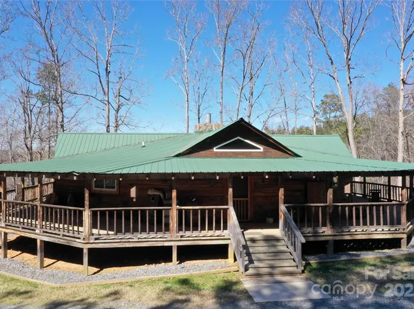 898 Burnt Gin Rd, Gaffney, SC 29340