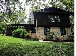 160 Ladera Ln, Washington, MO 63090